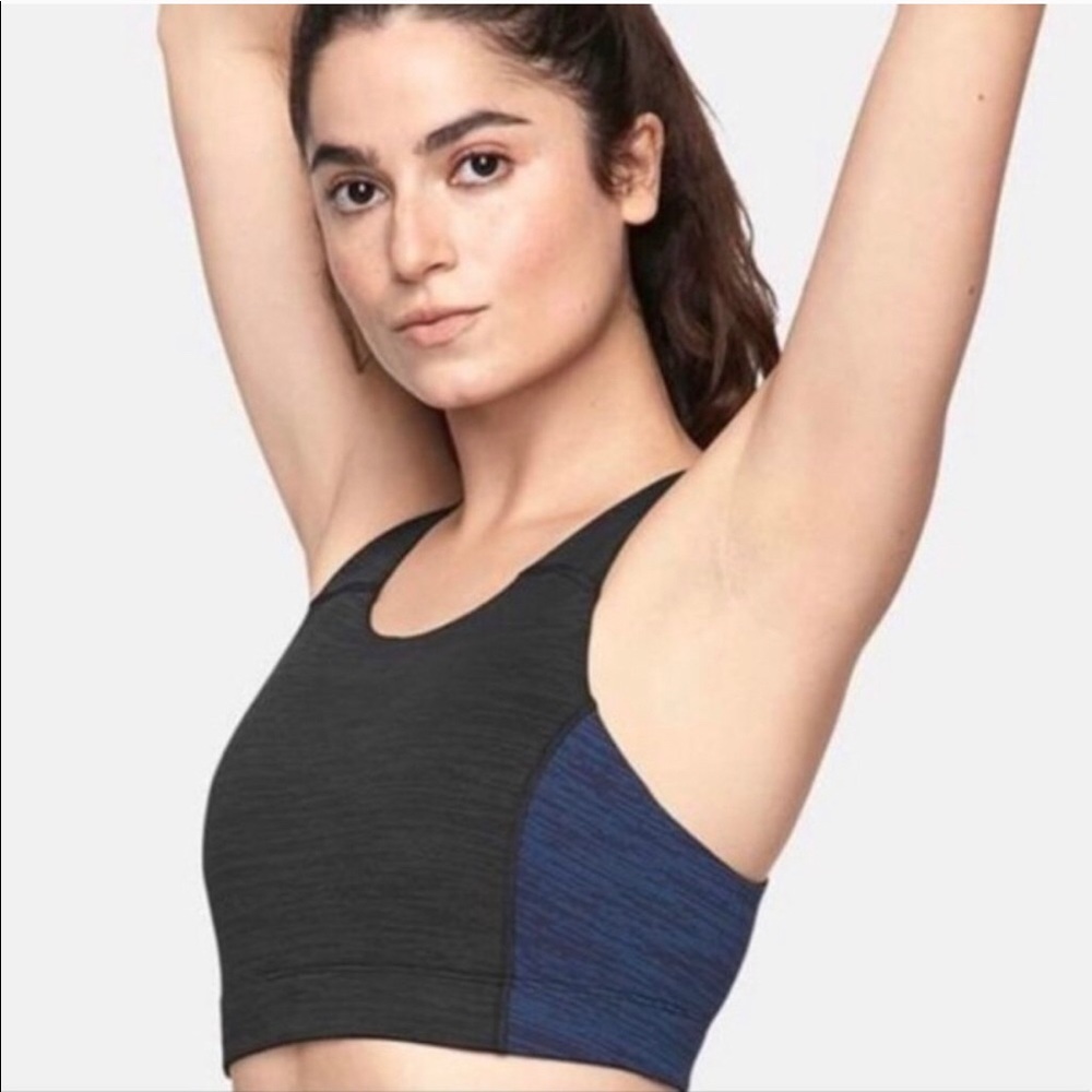EUC Outdoor Voices TechSweat Key Hole Bra